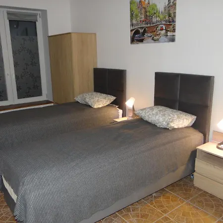 Apartamento 72 *